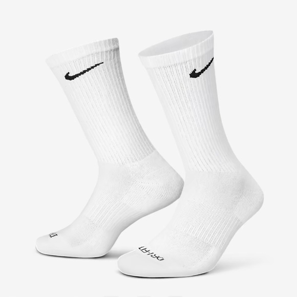NIKE
Training Crew Socks (3 Pairs)
Nike Everyday Cushioned - Picture 11 of 12